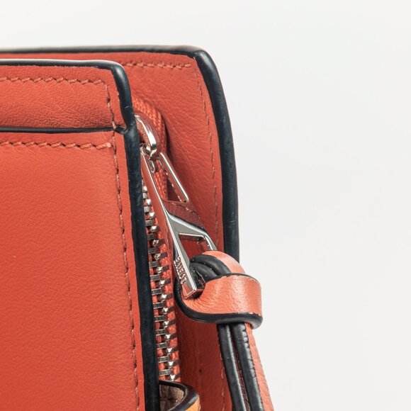 Loewe Light Oat & Honey Leather Compact Bifold Wallet - Picture 9 of 11